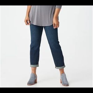 LOGO by Lori Goldstein Girlfriend High Rise 5 Pocket Ankle Jeans, Size 8